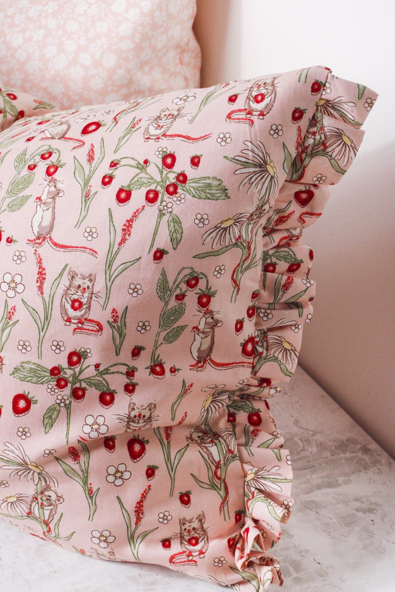 Bramble Mouse Ruffle Cushion