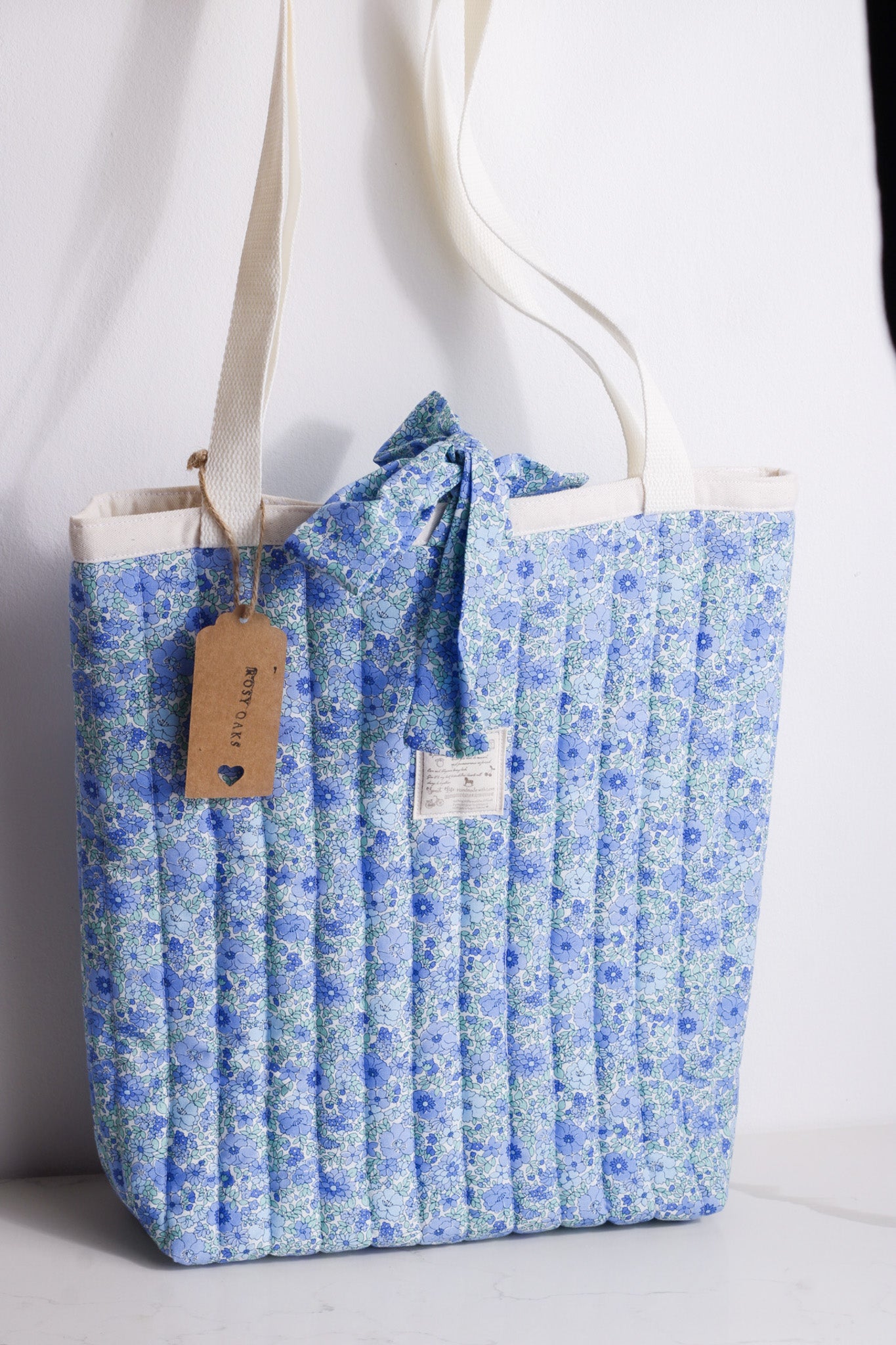 Blue Blossom Quilted bag