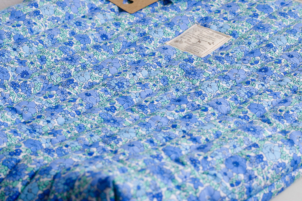 Blue Blossom Quilted bag